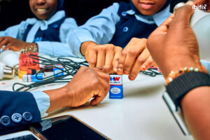 ihifix image of students
